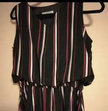 스트라이프 슬리브리스 원피스