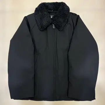 [컨디션 최상] 유니클로C 퍼프 테크 자켓 블랙 L 사이즈