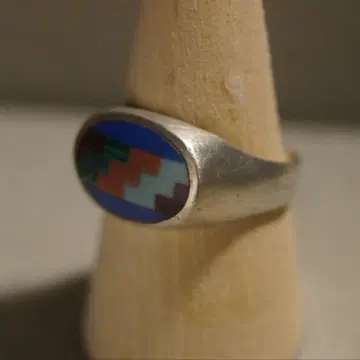 80's modern mosaic design ring