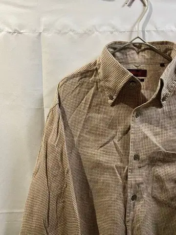 D'URBAN 베이지 버튼 다운 긴팔 셔츠 비즈니스 셔츠