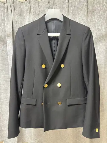 5351 POUR LES HOMMES 블랙 테일러드 자켓 골드 버튼