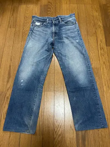 A.W.A 데미지 가공 데님