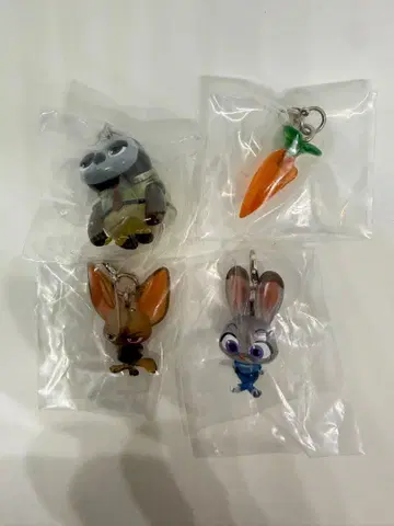 주토피아 키링 4개 세트