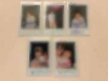 요시다 쇼고  솔로 샷 폴라로이드 사인 포함