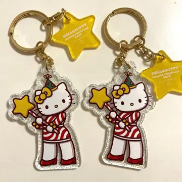 루미네 크리스마스 미미 아크릴 키링 헬로키티