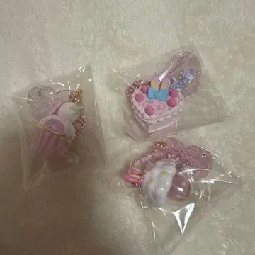 메조 피아노 x 산리오 콜라보 시크릿 참