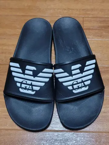 EMPORIO ARMANI GA 슬라이드 샌들 블랙