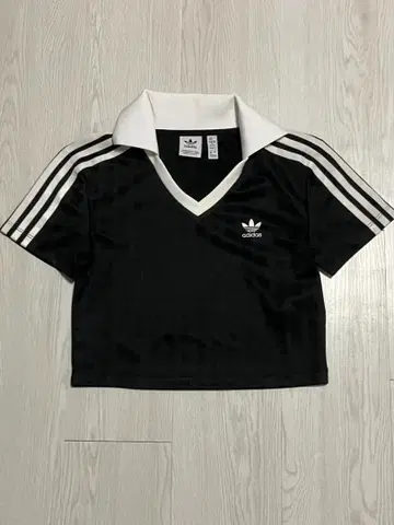 adidas 크롭 V넥 헤이세이 갸루 피치 T Y2K