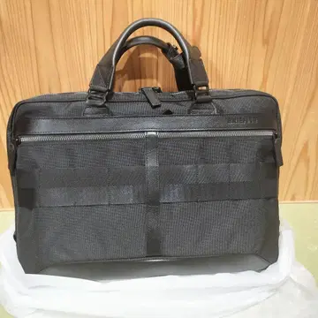 미사용 새상품 BRIEFING FUSION A4 LINER HD 블랙