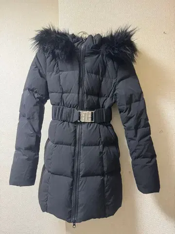 제이다 후드 부착 블랙 다운 자켓