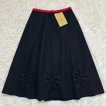 택 포함 새상품 시빌라 최근 컷워크 울 스커트 블랙 M 일본제