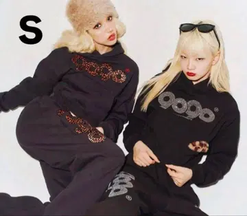 9090 후드티 큐빅