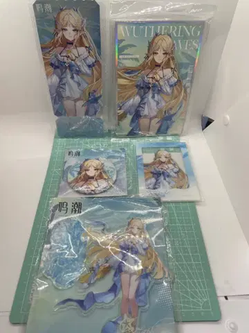 카르테지아 명조 콜라보 아크릴 스탠드 홀로그램 카드 세트 새상품