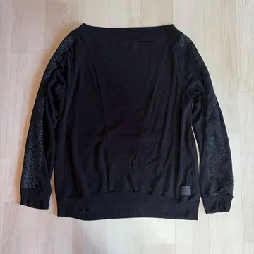 엠포리오 아르마니 속기모 티셔츠 M