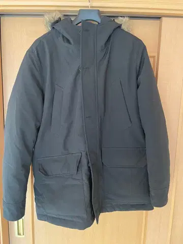 유니클로 논퀼트 다운 자켓 블랙 XL