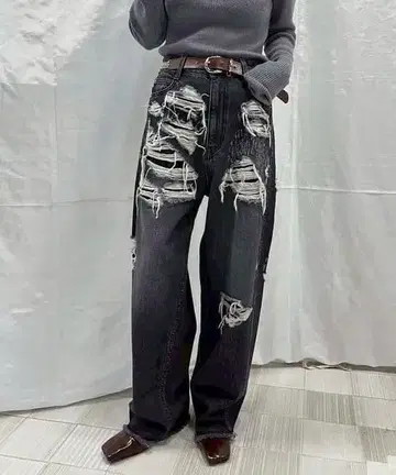 AmeriVINTAGE UND HARD DAMAGE LOOSE DENIM