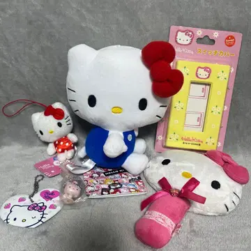 헬로키티 봉제 인형 키링 세트