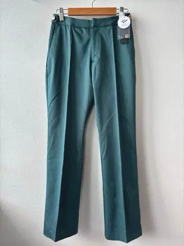 [ 택 포함 새상품 ] 밴야드 스톰 새틴 스트레치 미니 플레어 팬츠