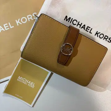 새상품 미사용 MICHAEL KORS 접이식 지갑 베이지