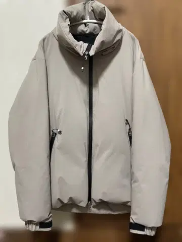 UNITED TOKYO 다운 코트 2WAY 후드 탈부착 가능 사이즈 1