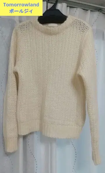 컨디션 최상 Tomorrowland 니트