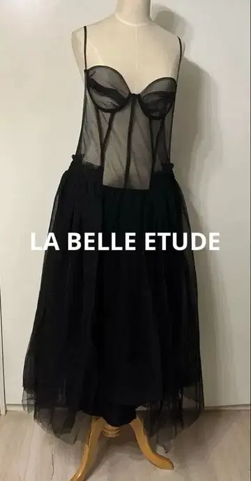택 포함 새상품 LA BELLE ETUDE 로우웨스트 뷔스티에 원피스