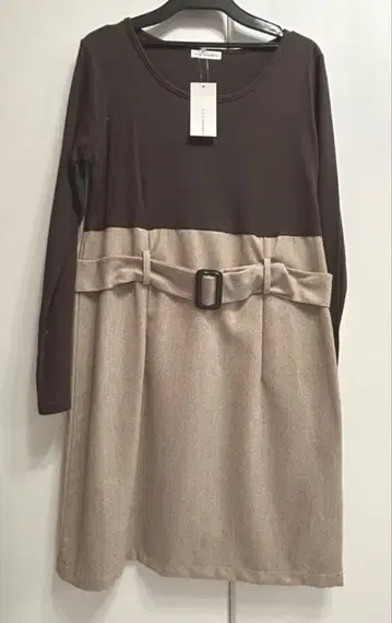 a.v.v (아베베) 허리 벨트 포함 이소재 긴팔 원피스 40 이토킨