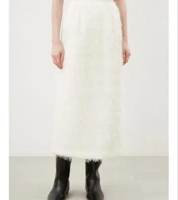 Mila Owen 미라 오웬 뒷밴딩 프린지 자카드 스트레이트 스커트