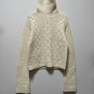 69 GALRIE VIE 갤러리 바이 터틀넥 니트 크롭 기장