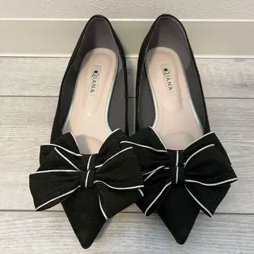 Diana 리본 포함 블랙 플랫슈즈