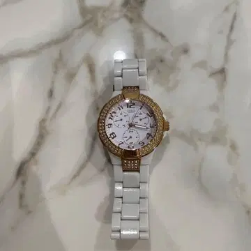 guess 여성용 손목시계