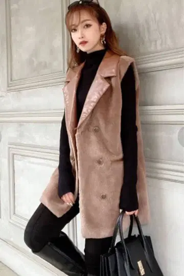 RESEXXY 인조 가죽 포인트 퍼 베스트