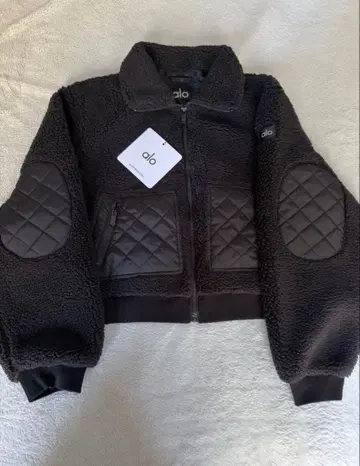 ALO YOGA 신상 블랙 스탠드 카라 아우터 자켓 S M L