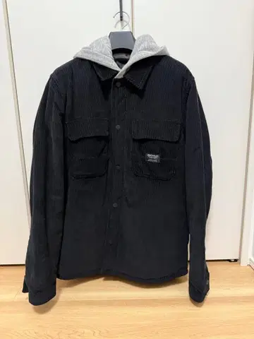 ZARA 다크 네이비 코듀로이 겉옷