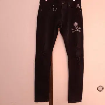 Roen 스컬 스와로 블랙 데미지 가공 데님 청바지 사이즈 32