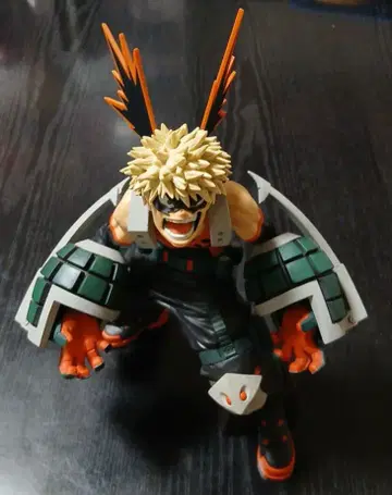 나의 히어로 아카데미아 바쿠고 카츠키 피규어