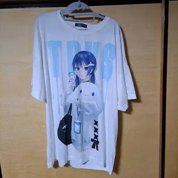 트라바스 T셔츠 롱T 반팔 시나몬 시나모롤 의인화 화이트 콜라보