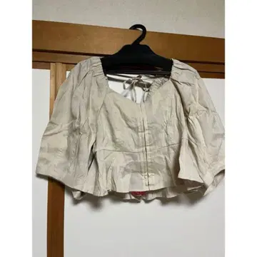 me&me couture 린넨 퍼프 컴팩트 블라우스