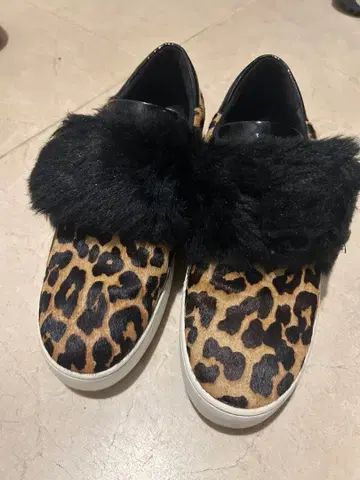 MICHAEL KORS 레오파드 무늬 퍼 스니커즈
