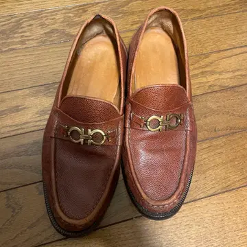 브라운 가죽 로퍼