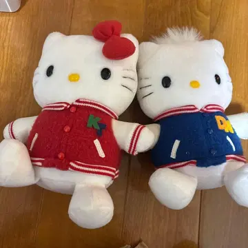 헬로키티, 다니엘 커플 봉제 인형