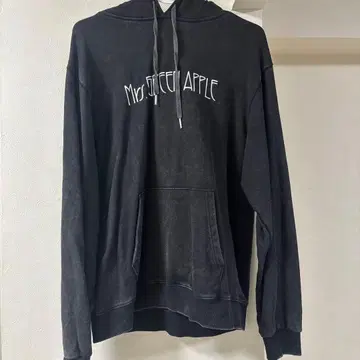 Mrs. GREEN APPLE 바벨탑 후드 부착 맨투맨 후드티