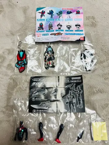 가면라이더 제츠 캡슐 러버 마스코트 3개  컬렉션 1개