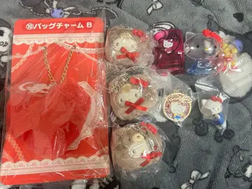 산리오 헬로키티 가챠가챠 묶음 판매