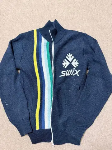 Swix 네이비 지퍼 스웨터 M