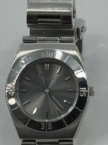 WICCA 실버 쿼츠 손목시계