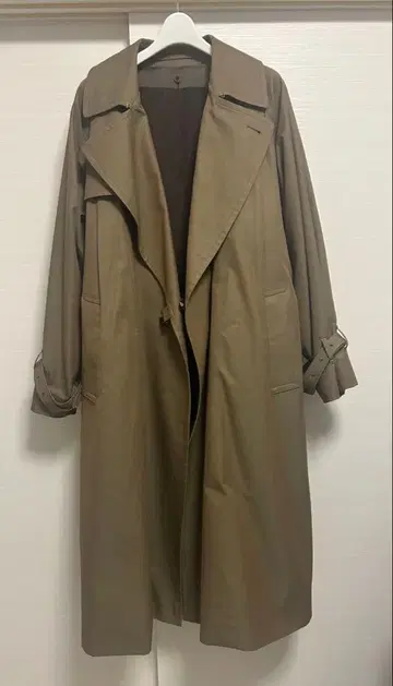 blurhms 트렌치코트