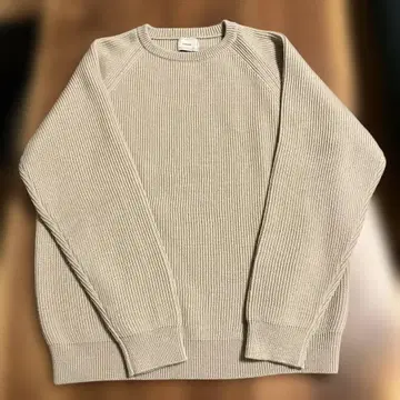 EVCON 베이지 스웨터