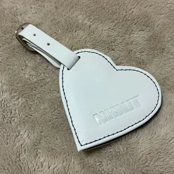 [새상품] NKNIT 컴팩트 거울 화이트 하트 니트 한정품