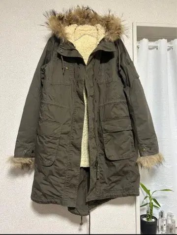 &byP&D 올리브색 보아 라이너 포함 모즈 코트